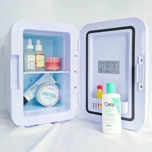 Good Molecules Skincare Mini Fridge – Limited Edition – Beauty / Skincare Fridge